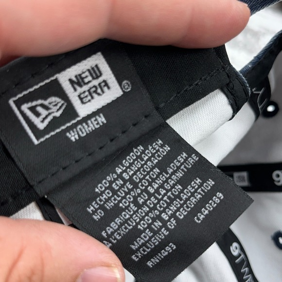 Minnesota Twins Hat Cap Strap Back Blue  Spell Out Logo Dad Adjustable Womens - Picture 8 of 9